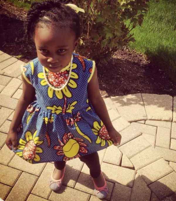 Baju bayi dengan desain pakaian tradisional dari berbagai budaya